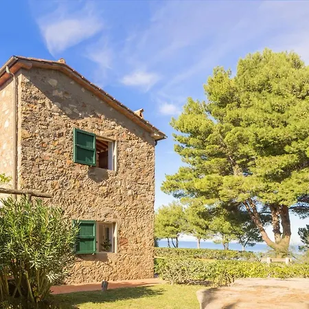 Casa di campagna Danesi Rio dellʼElba